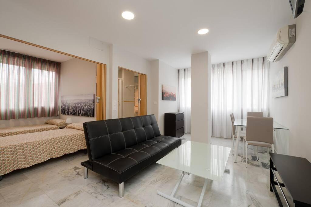 Precioso Y Acogedor Apartamento En Гранада Экстерьер фото